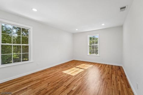 14 Witkowski Way Wayne NJ 07470