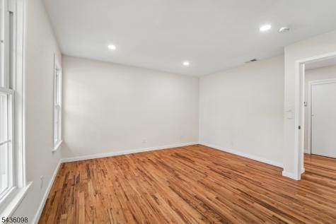 14 Witkowski Way Wayne NJ 07470