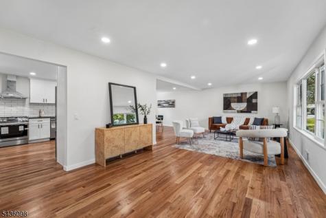 14 Witkowski Way Wayne NJ 07470