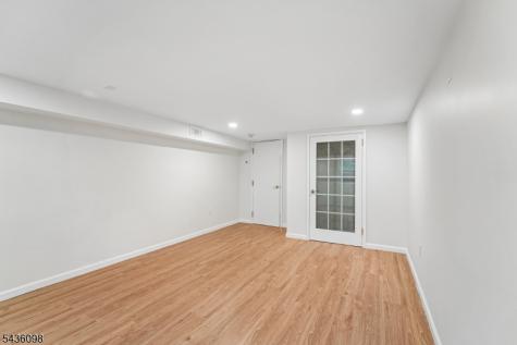 14 Witkowski Way Wayne NJ 07470