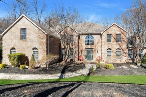 13 Greenfield Hill Sparta NJ 07871