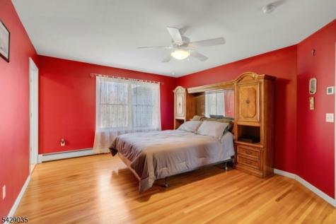 13 Greenfield Hill Sparta NJ 07871