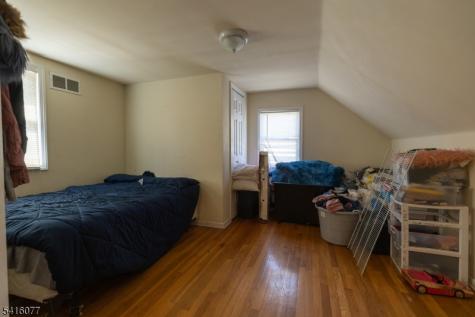 806 Lincoln Street Linden NJ 07036