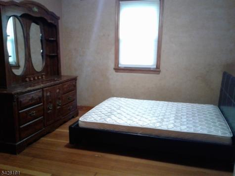 305 Woodlawn Avenue Linden NJ 07036