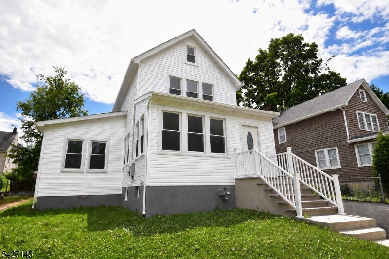 12 Ford Avenue Franklin NJ 08873
