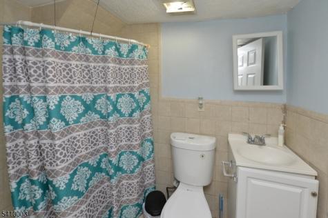 135 Scheerer Avenue Newark NJ 07112