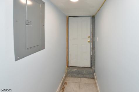 135 Scheerer Avenue Newark NJ 07112
