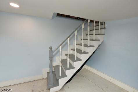 135 Scheerer Avenue Newark NJ 07112
