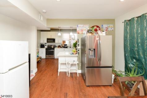 135 Scheerer Avenue Newark NJ 07112