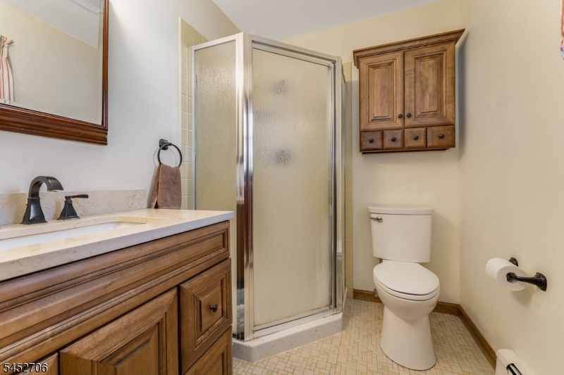 135 Rockafellow's Mill Road Readington NJ 08822