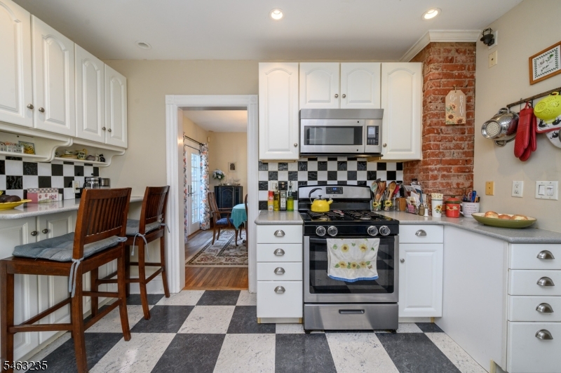 102 Grandview Avenue North Plainfield NJ 07060