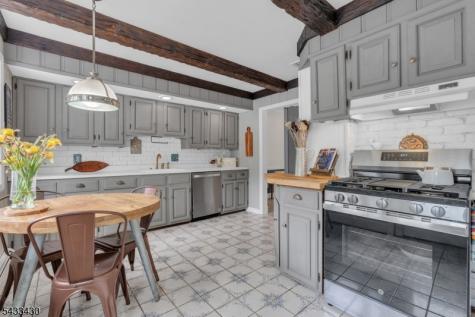 30 Laurel Drive Wayne NJ 07470
