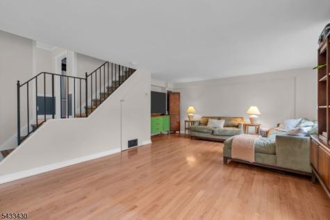 30 Laurel Drive Wayne NJ 07470