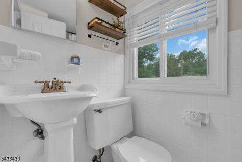30 Laurel Drive Wayne NJ 07470