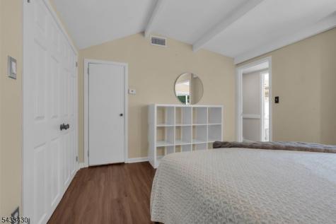 30 Laurel Drive Wayne NJ 07470