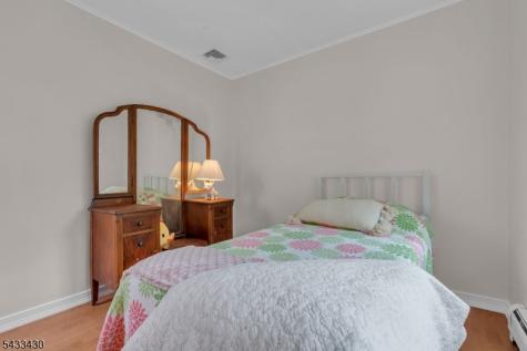 30 Laurel Drive Wayne NJ 07470