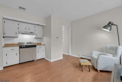 30 Laurel Drive Wayne NJ 07470