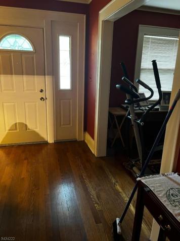 8 Beach Road Verona NJ 07044