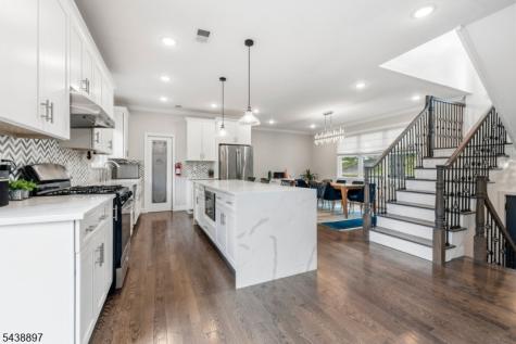 46 Edgemere Road Livingston NJ 07039
