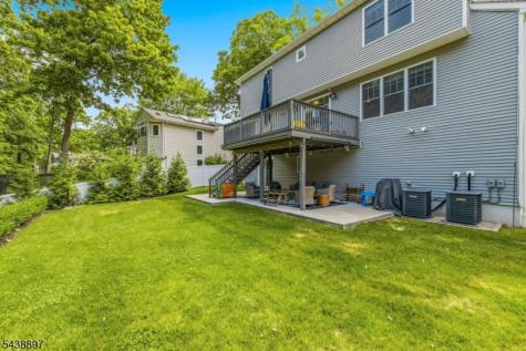 46 Edgemere Road Livingston NJ 07039