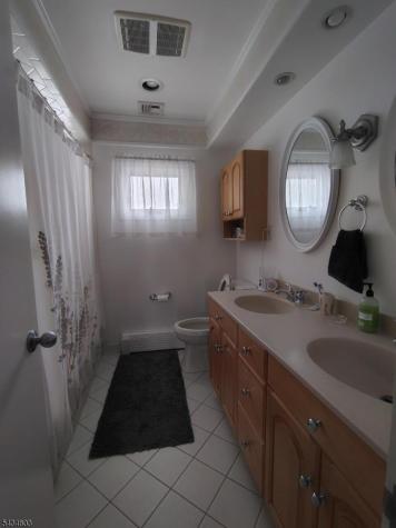 442 River Road North Arlington NJ 07031