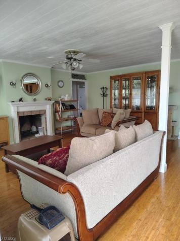 442 River Road North Arlington NJ 07031