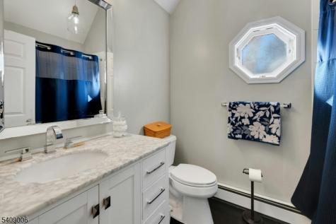 3 Redmans Drive Jefferson NJ 07438
