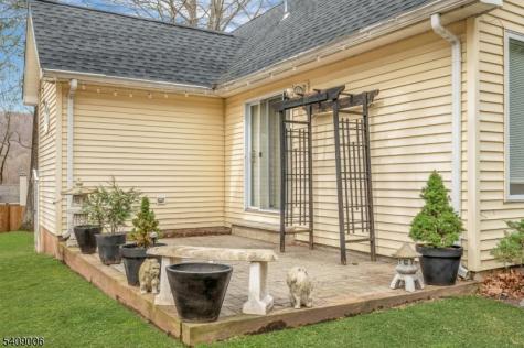 3 Redmans Drive Jefferson NJ 07438