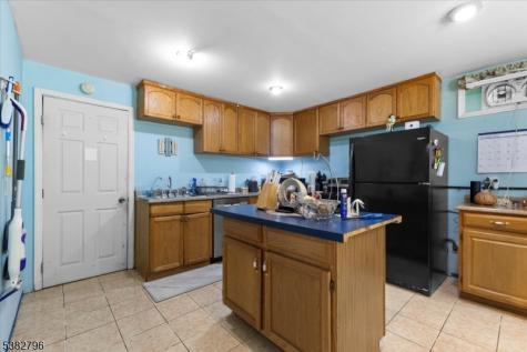 1243 State Route 23 Wantage NJ 07461