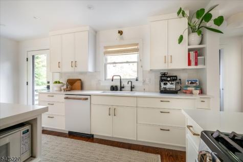 583 Highland Avenue Montclair NJ 07043