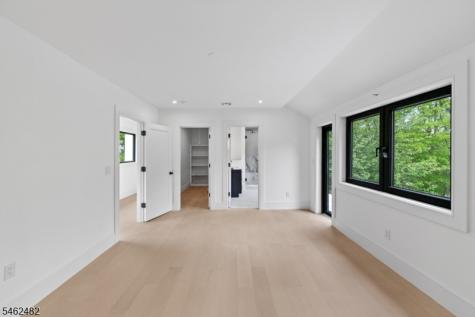 809 West Shore Drive Kinnelon NJ 07405