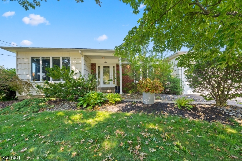 6 Martin Lane Hamilton NJ 08619