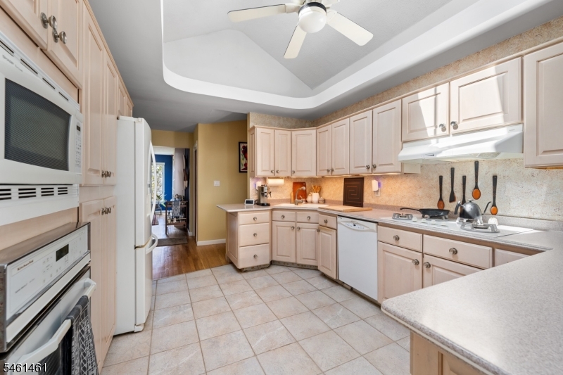 6 Martin Lane Hamilton NJ 08619