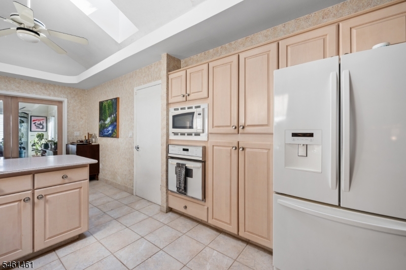 6 Martin Lane Hamilton NJ 08619