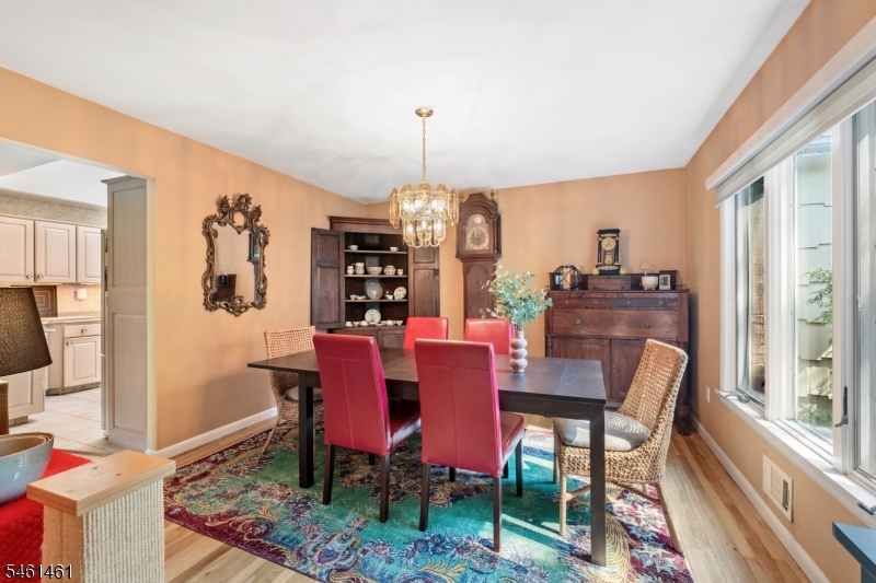6 Martin Lane Hamilton NJ 08619