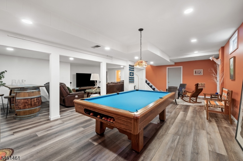 6 Martin Lane Hamilton NJ 08619