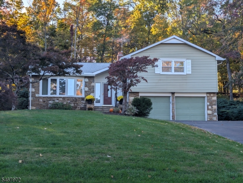 26 Fawn Drive Raritan NJ 08822