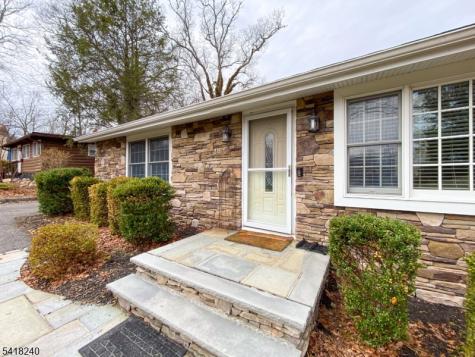 28 Woodside Drive West Milford NJ 07480