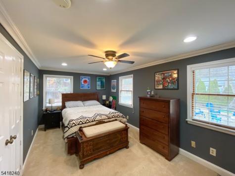 28 Woodside Drive West Milford NJ 07480