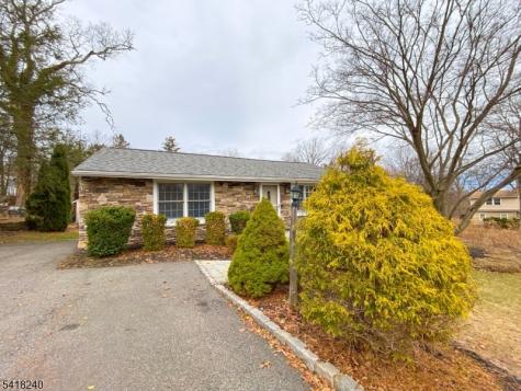 28 Woodside Drive West Milford NJ 07480