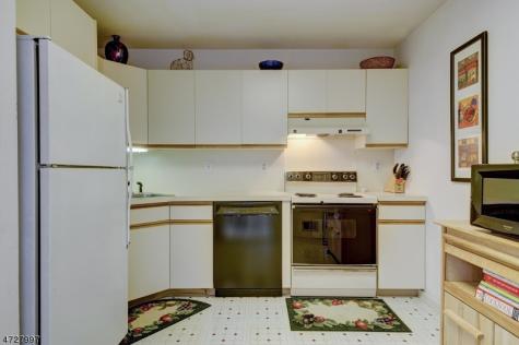 152 Bonney Court Bridgewater NJ 08807