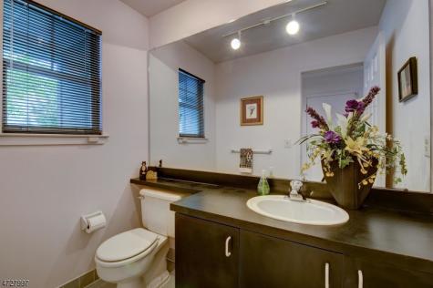 152 Bonney Court Bridgewater NJ 08807
