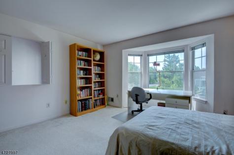 152 Bonney Court Bridgewater NJ 08807
