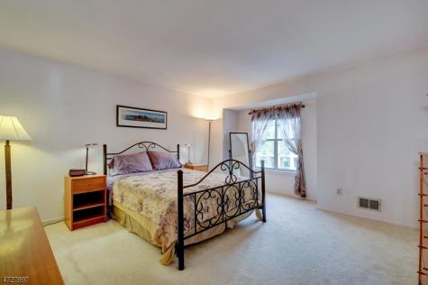 152 Bonney Court Bridgewater NJ 08807