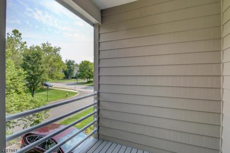 152 Bonney Court Bridgewater NJ 08807