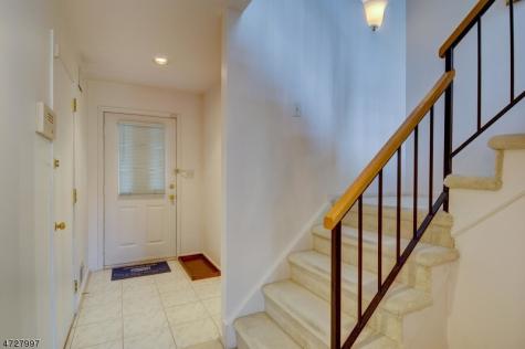 152 Bonney Court Bridgewater NJ 08807