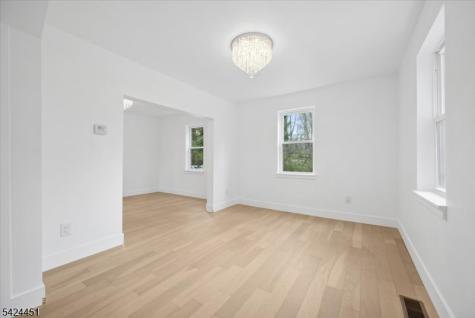 686 Meyersville Road Long Hill NJ 07933