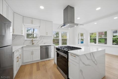 686 Meyersville Road Long Hill NJ 07933