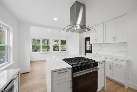 686 Meyersville Road Long Hill NJ 07933