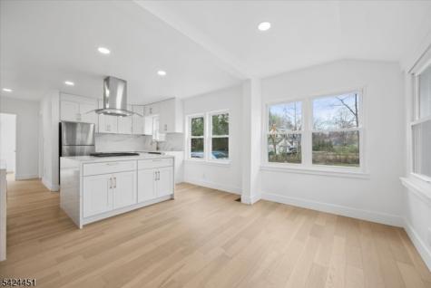 686 Meyersville Road Long Hill NJ 07933